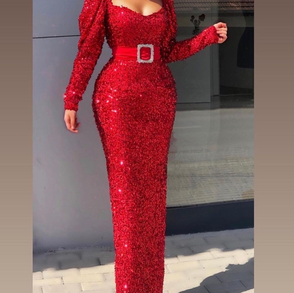 Dinner Gown - Picture 7 of 9